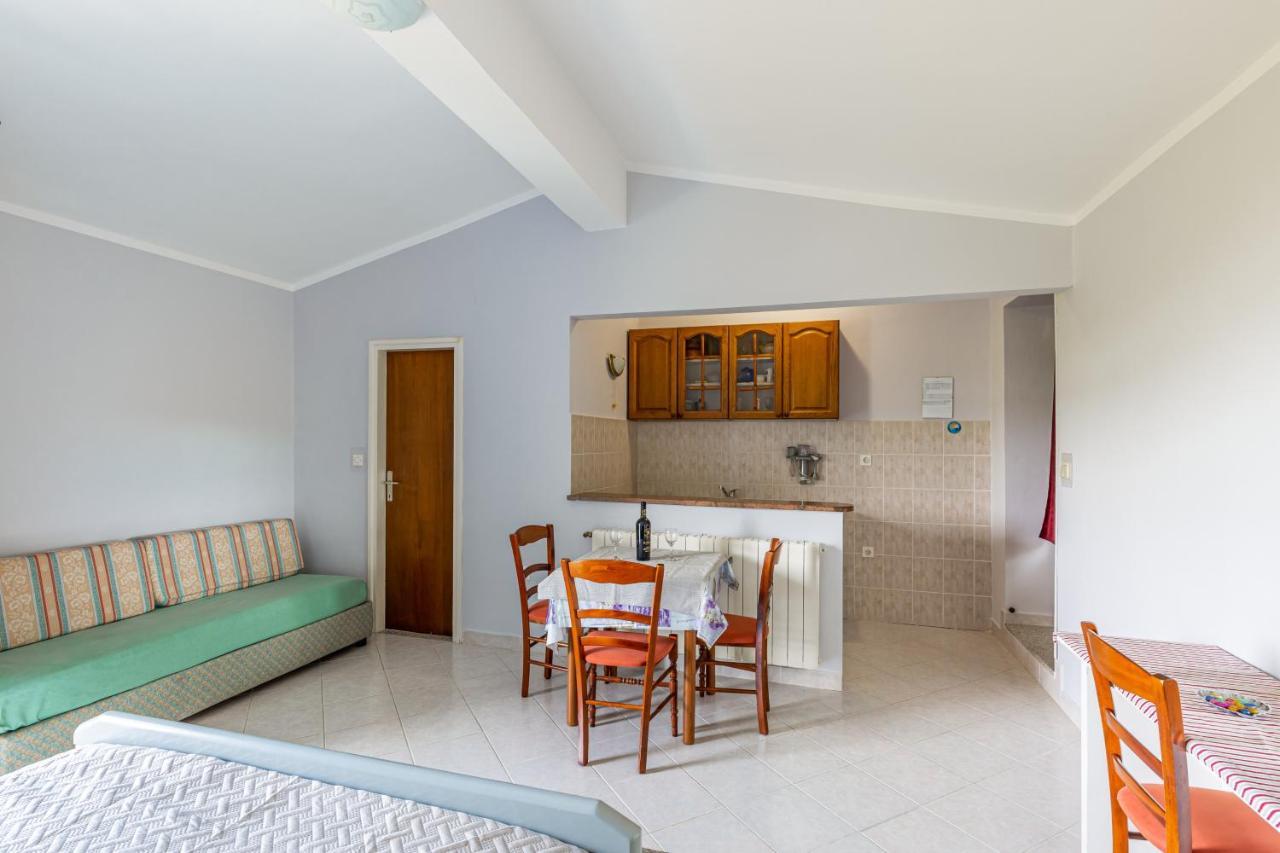 Apartments With A Parking Space Brsec, Opatija - 7796 Martina Екстериор снимка